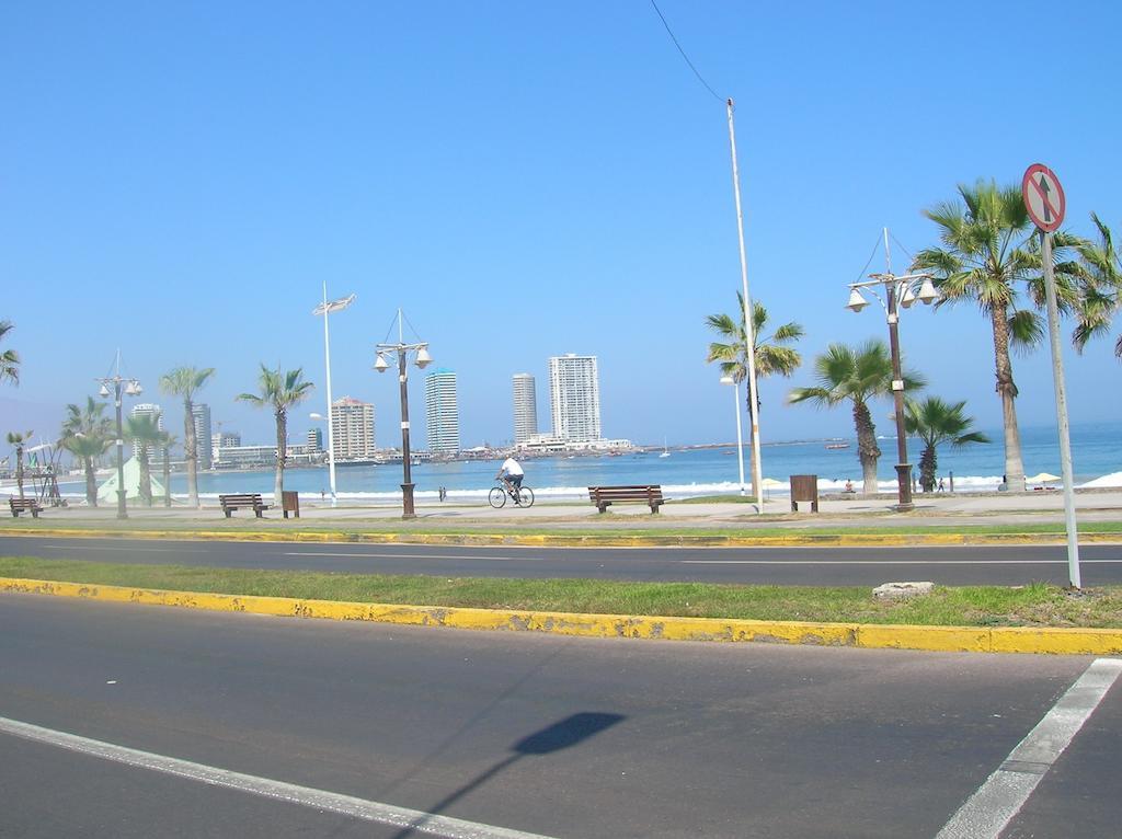 Iquique Beachfront Eksteriør billede